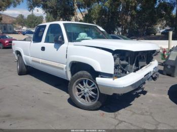  Salvage Chevrolet Silverado 1500