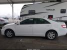 Toyota Camry Le Image 14