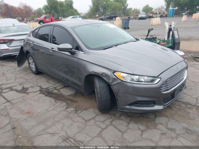  Salvage Ford Fusion