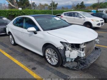  Salvage Toyota Camry
