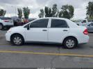 Nissan Versa 1.6 Image 14