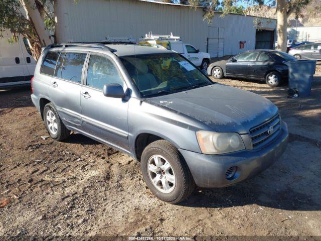  Salvage Toyota Highlander