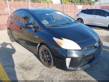  Salvage Toyota Prius