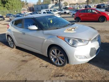  Salvage Hyundai VELOSTER