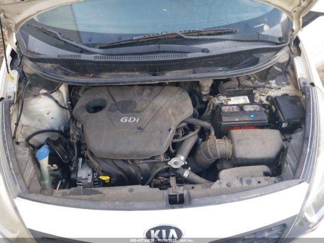 Kia Rio Lx Image 10
