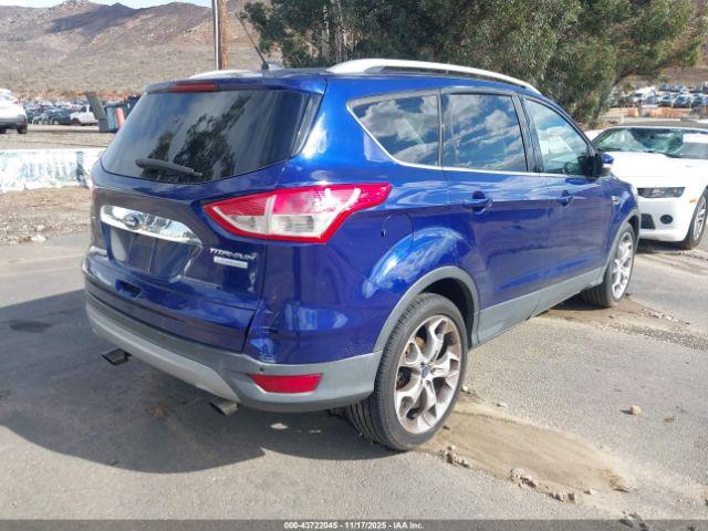 Ford Escape Titanium Image 9