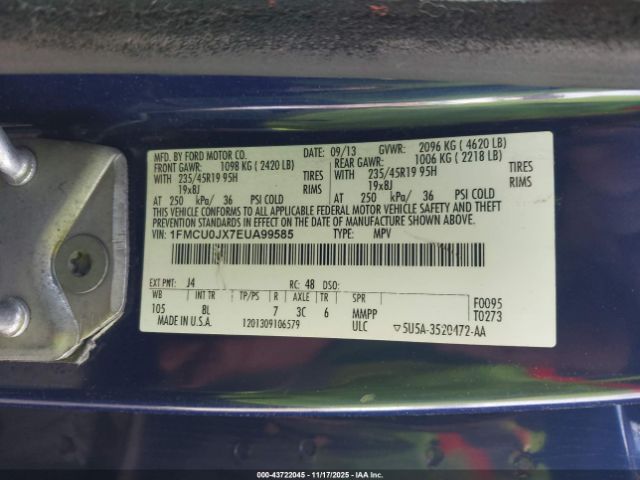 Ford Escape Titanium Image 3