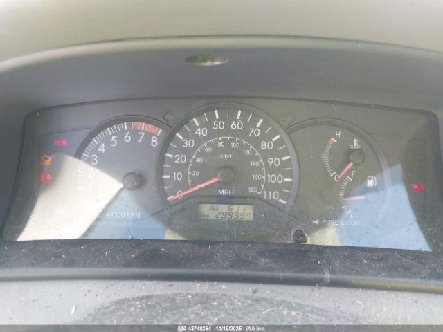 Toyota Corolla Ce Image 11