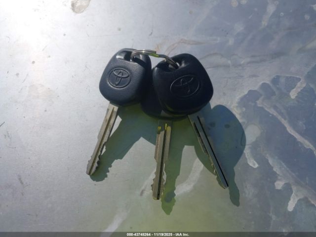 Toyota Corolla Ce Image 7