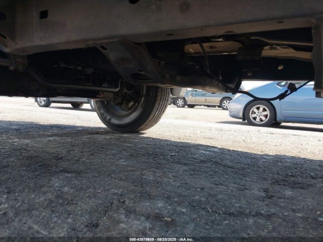 Toyota 4Runner Image 12