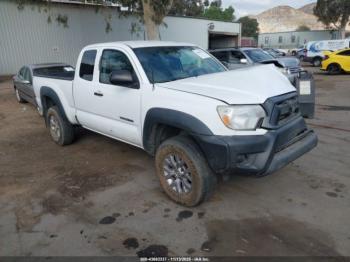  Salvage Toyota Tacoma