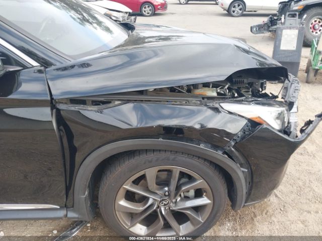 INFINITI Qx Essential Image 14