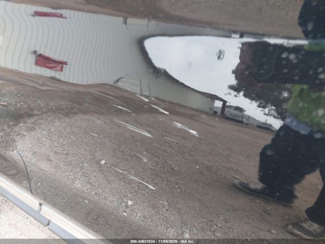 INFINITI Qx Essential Image 8