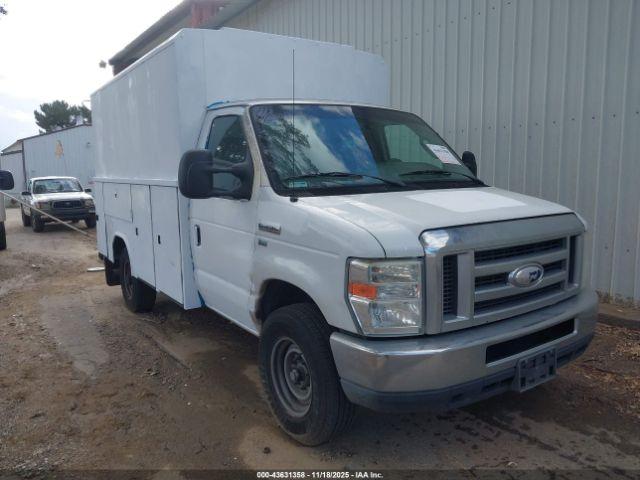  Salvage Ford E-350