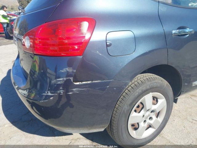 Nissan Rogue S Image 3