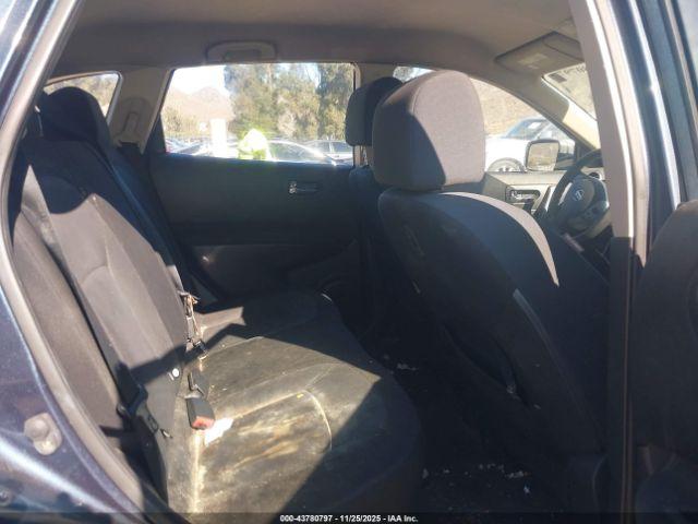 Nissan Rogue S Image 11