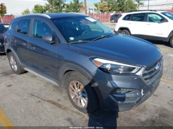  Salvage Hyundai TUCSON