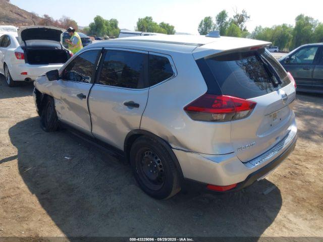 Nissan Rogue S Fwd Image 3