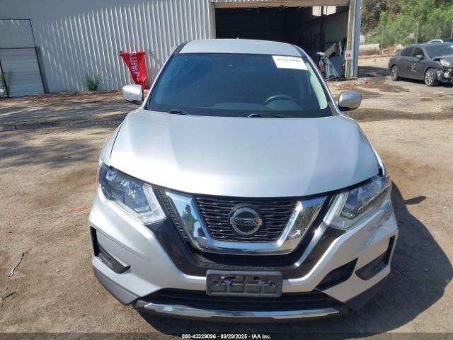 Nissan Rogue S Fwd Image 12
