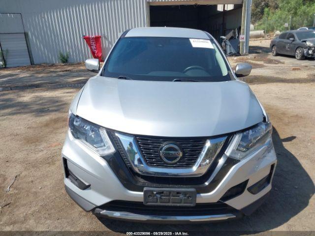 Nissan Rogue S Fwd Image 12