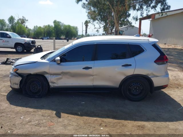 Nissan Rogue S Fwd Image 14