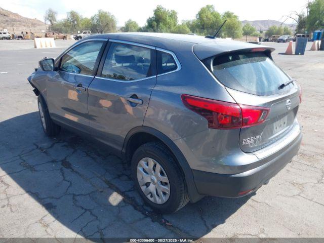 Nissan Rogue S Image 3