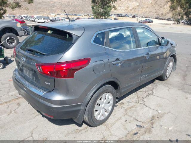 Nissan Rogue S Image 5