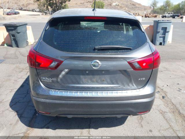 Nissan Rogue S Image 16