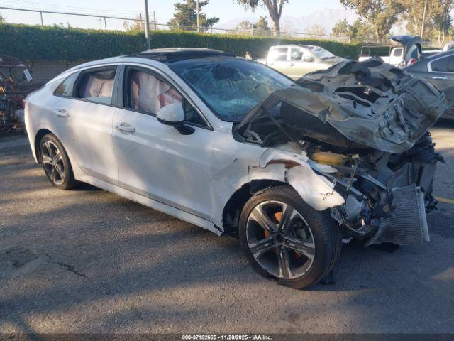  Salvage Kia K5