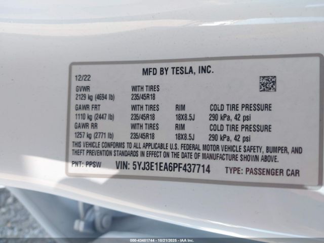 Tesla Model 3 Rear-wheel Drive Image 7