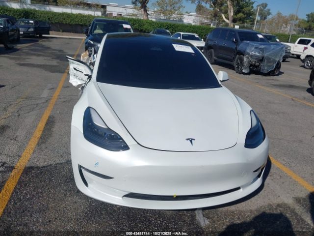Tesla Model 3 Rear-wheel Drive Image 14
