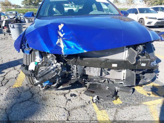 Hyundai ELANTRA Blue Image 5