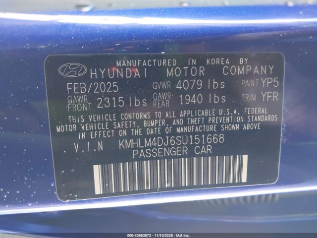Hyundai ELANTRA Blue Image 6