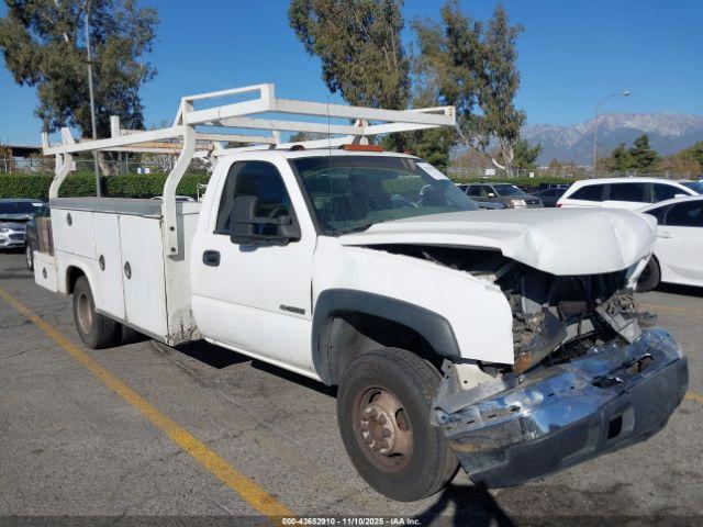  Salvage Chevrolet Silverado 3500
