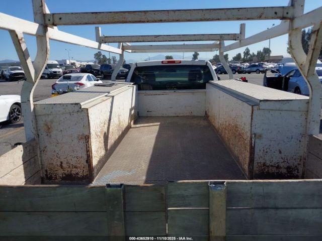 Chevrolet Silverado 3500 Work Truck Image 8