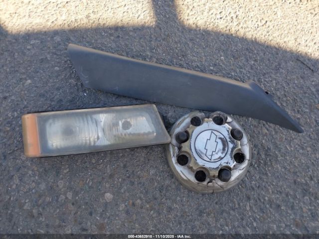 Chevrolet Silverado 3500 Work Truck Image 9