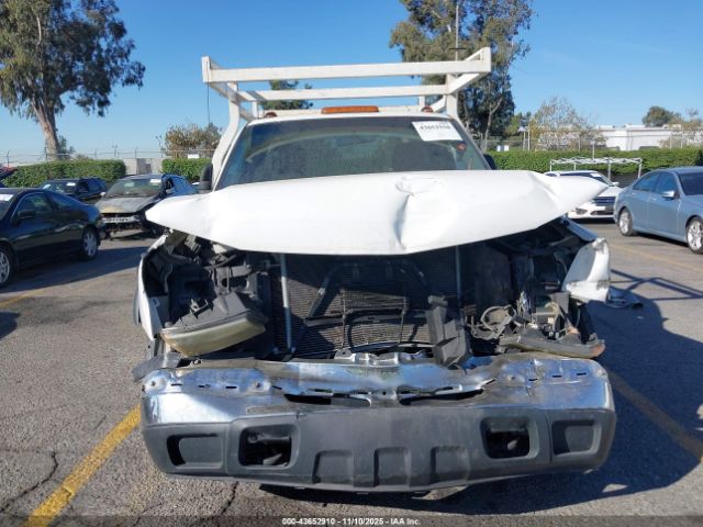 Chevrolet Silverado 3500 Work Truck Image 17