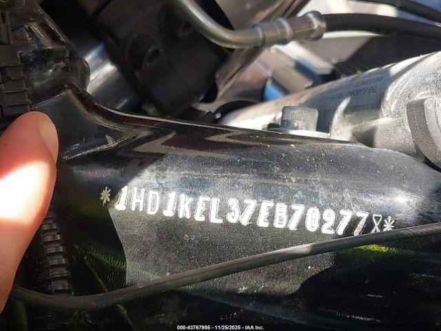 Harley-Davidson Flhtk Electra Glide Ultra Ltd Image 12