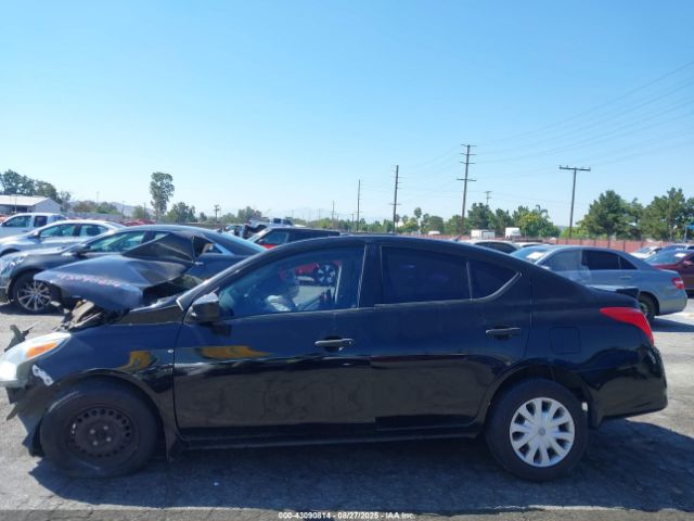 Nissan Versa 1.6 S+ Image 7
