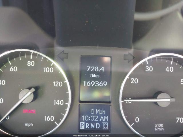 Mercedes-Benz C-Class Sport Image 5