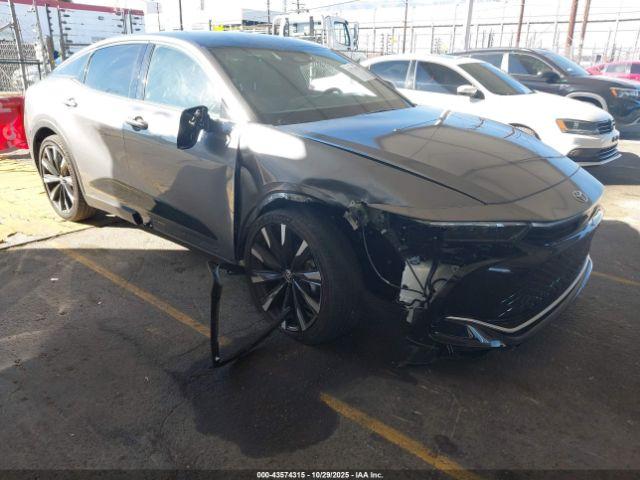  Salvage Toyota Crown