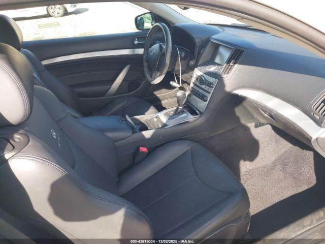 INFINITI Q60 Journey Image 2