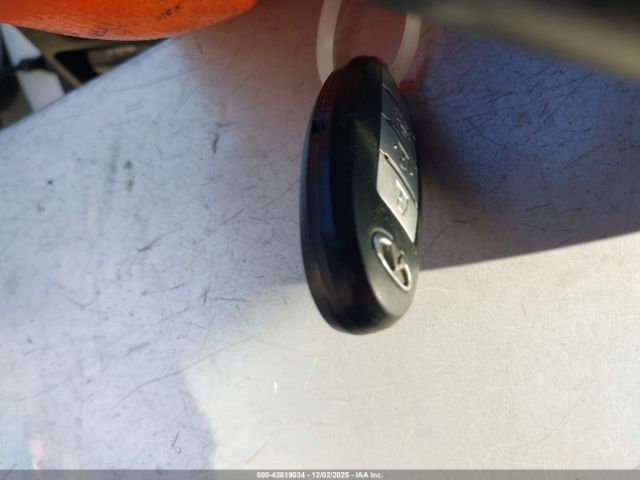 INFINITI Q60 Journey Image 12