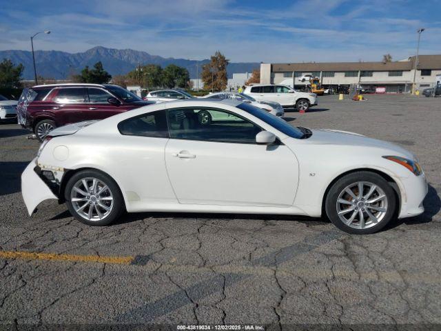 INFINITI Q60 Journey Image 14