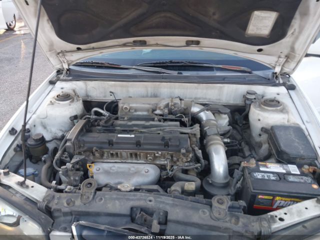 Hyundai ELANTRA Image 6