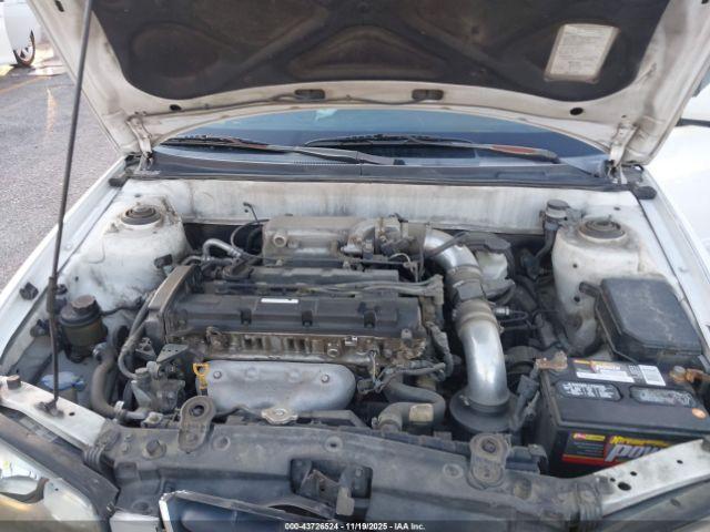 Hyundai ELANTRA Image 6