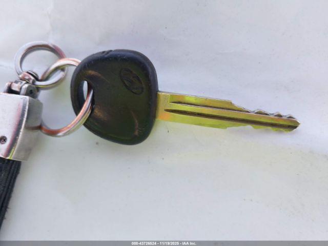 Hyundai ELANTRA Image 10