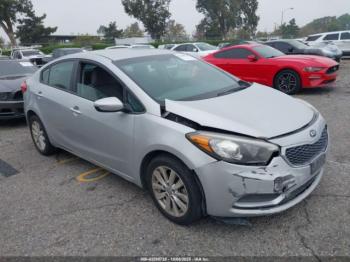  Salvage Kia Forte