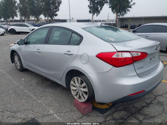 Kia Forte Lx Image 16