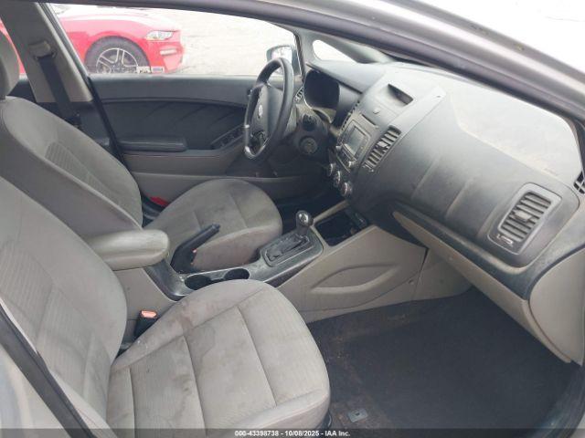 Kia Forte Lx Image 4